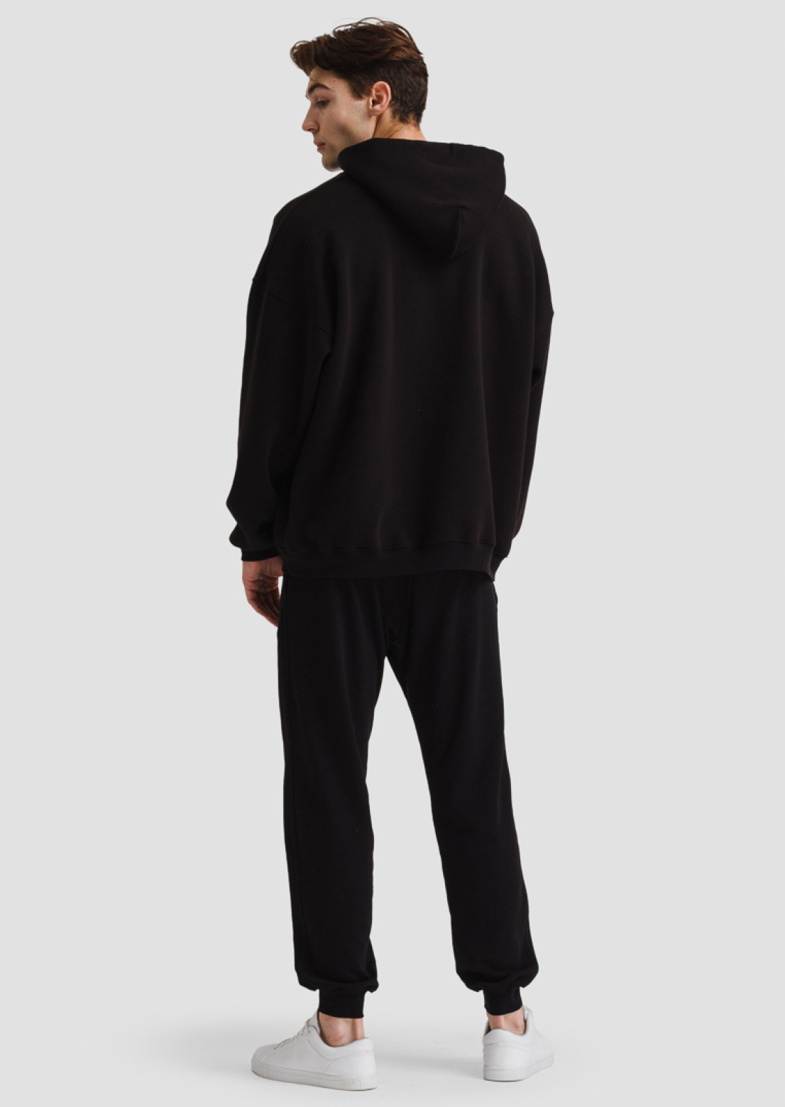 Black color men three-thread insulated hoodie 