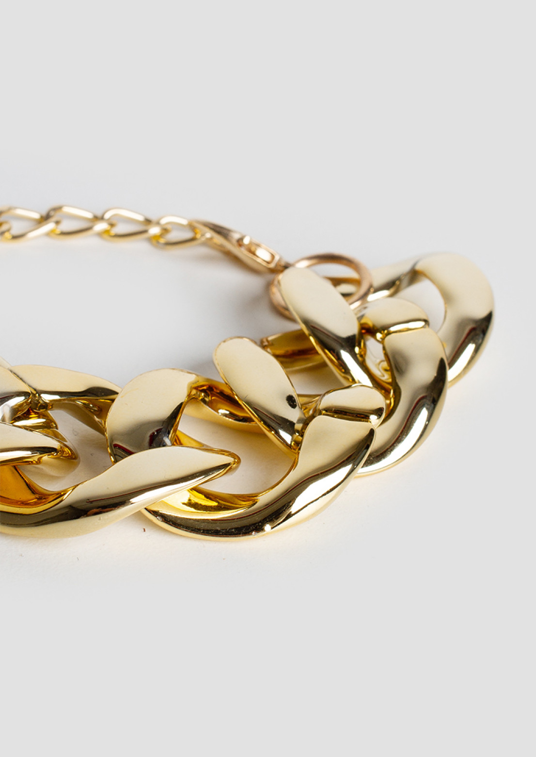 Golden massive bracelet