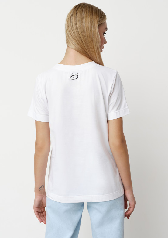  White blank T-shirt
