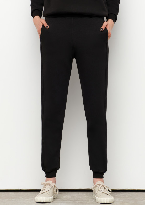 Black colour women basic footer trousers