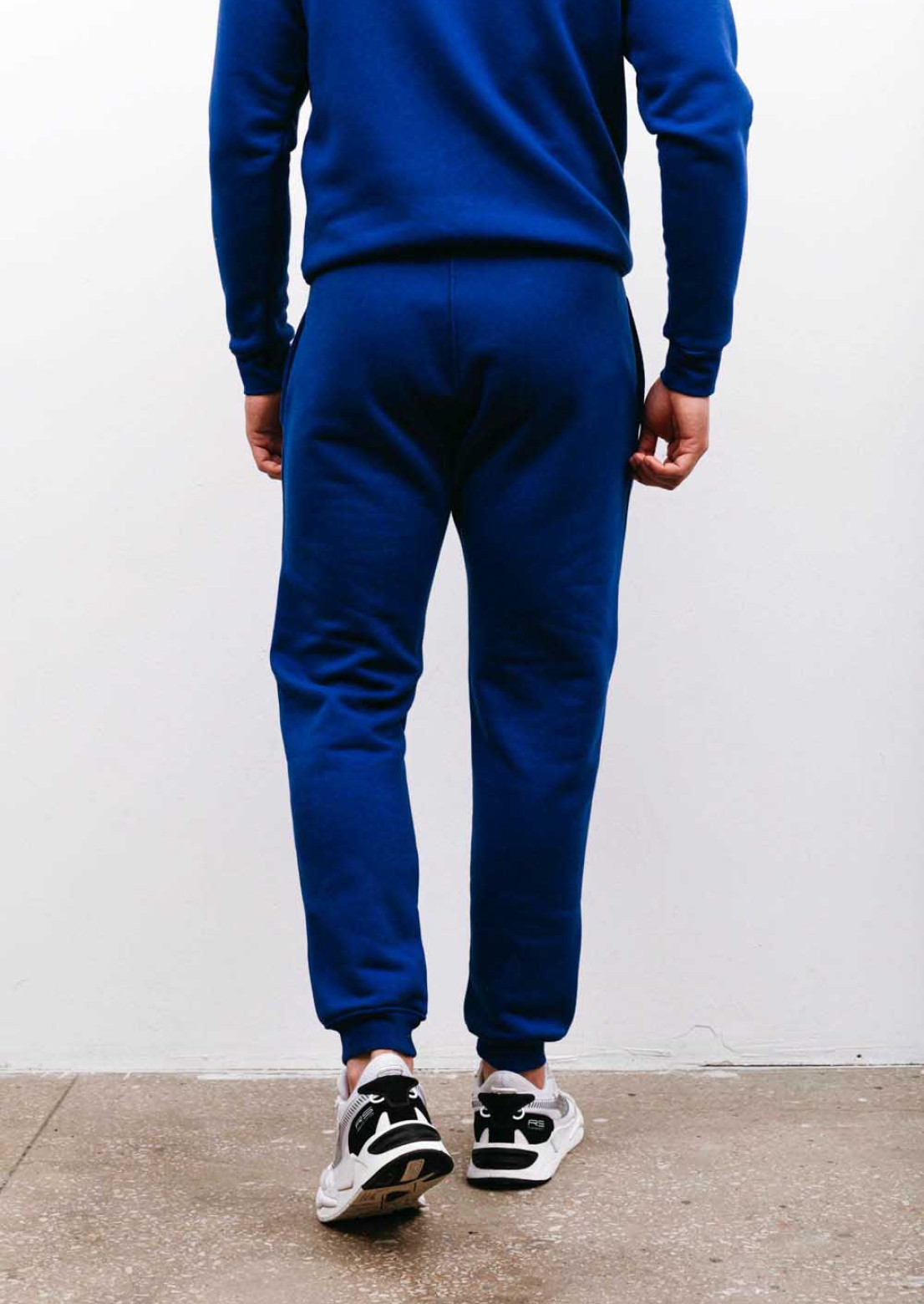 Штани тринитка утеплена basic чоловічі зі шнурком синій содаліт Pantone 19-3953
