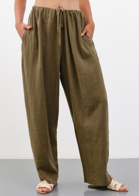 Wide drawstring pants in khaki color