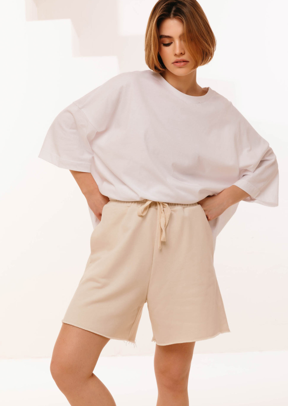 Natural color three-thread women medium oversize shorts