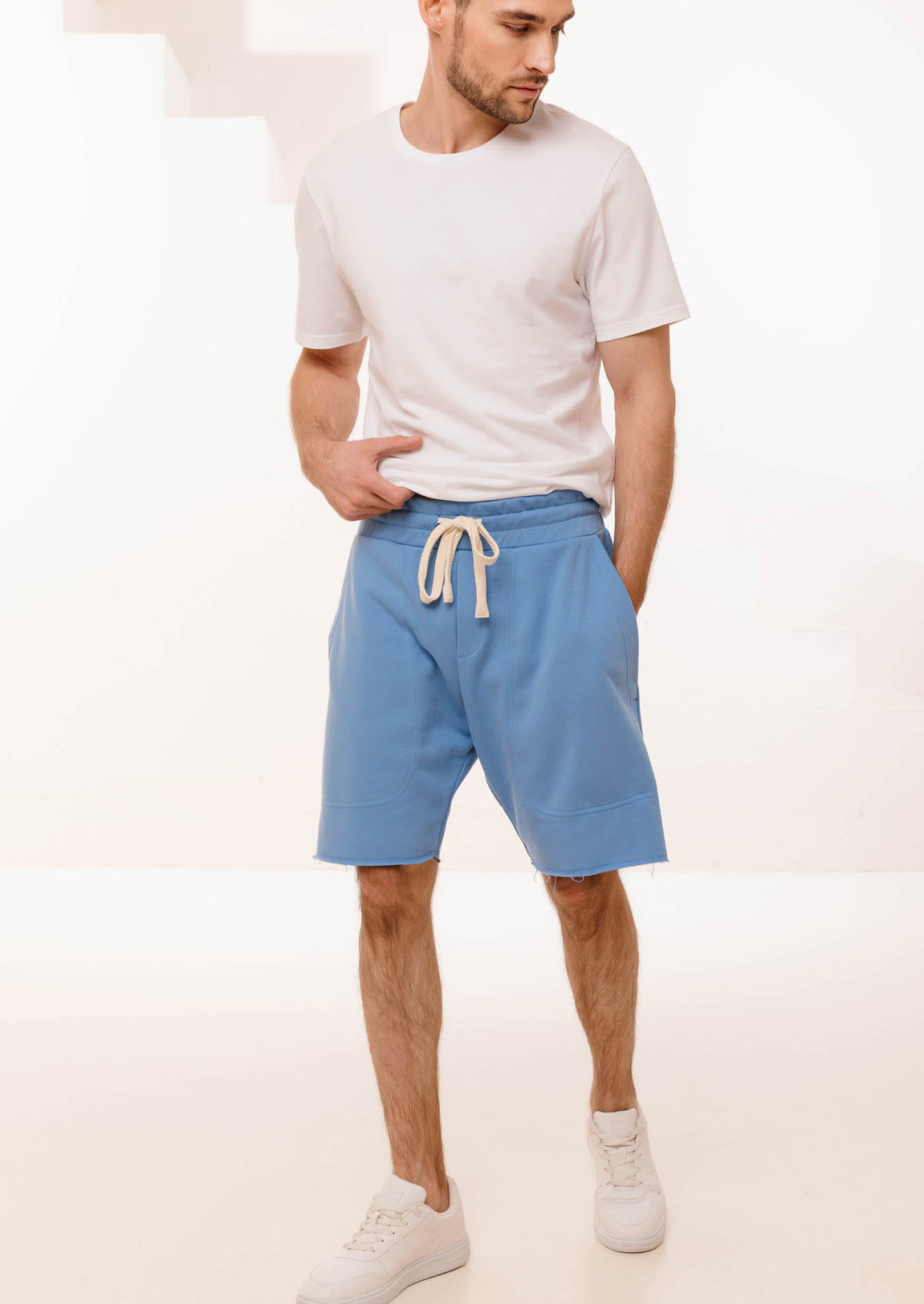 Blue color men three-thread shorts 