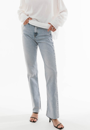 Джинси з розрізами світло-блакитні 