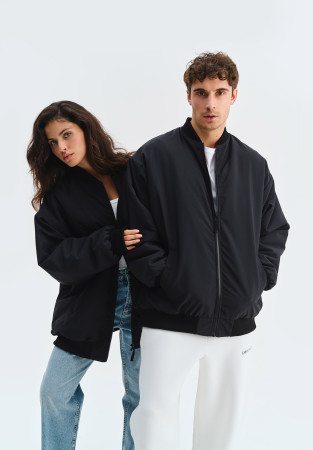 Black oversize unisex raincoat bomber Black oversize unisex raincoat bomber