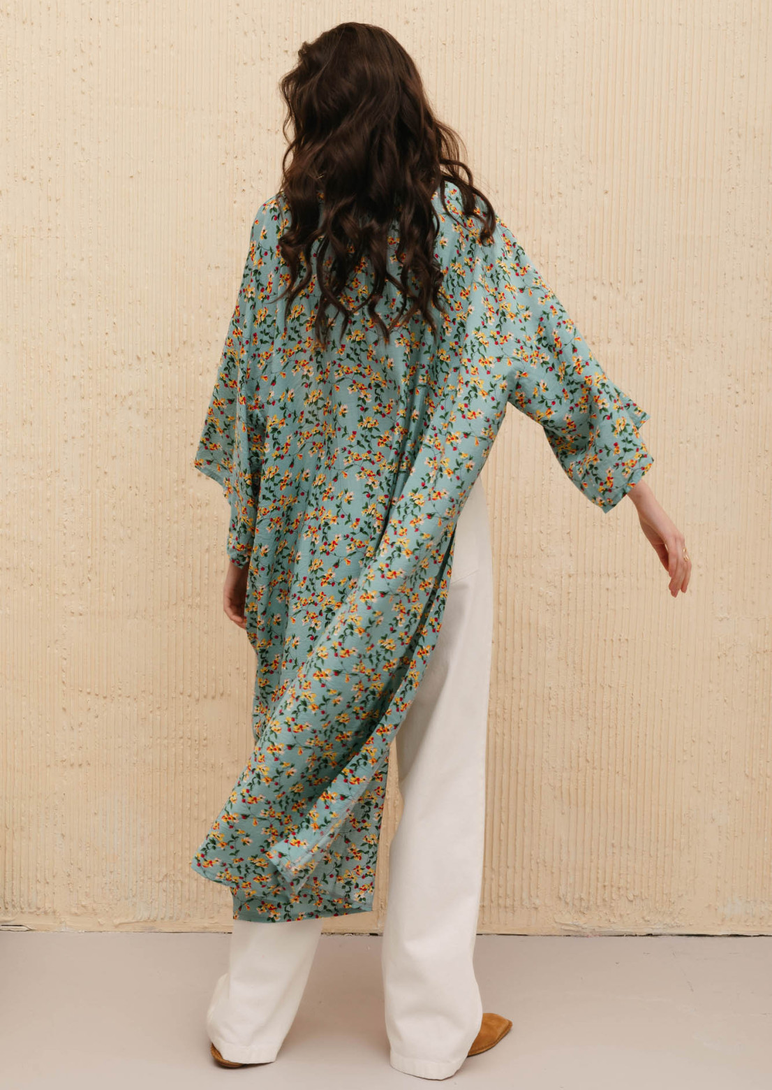 Grey-blue color kimono with a flower