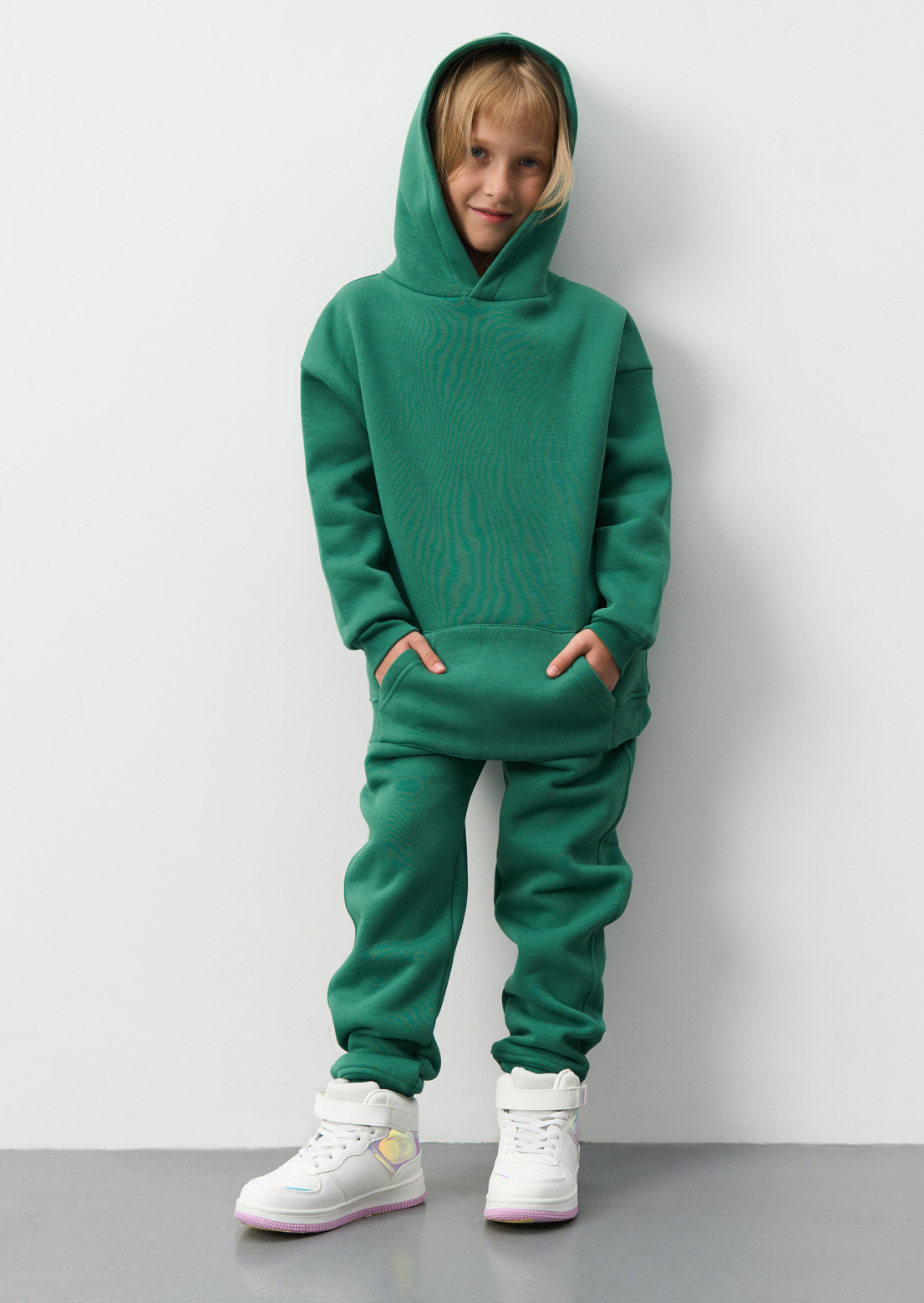 Green leaves color kids three-thread insulated hoodie