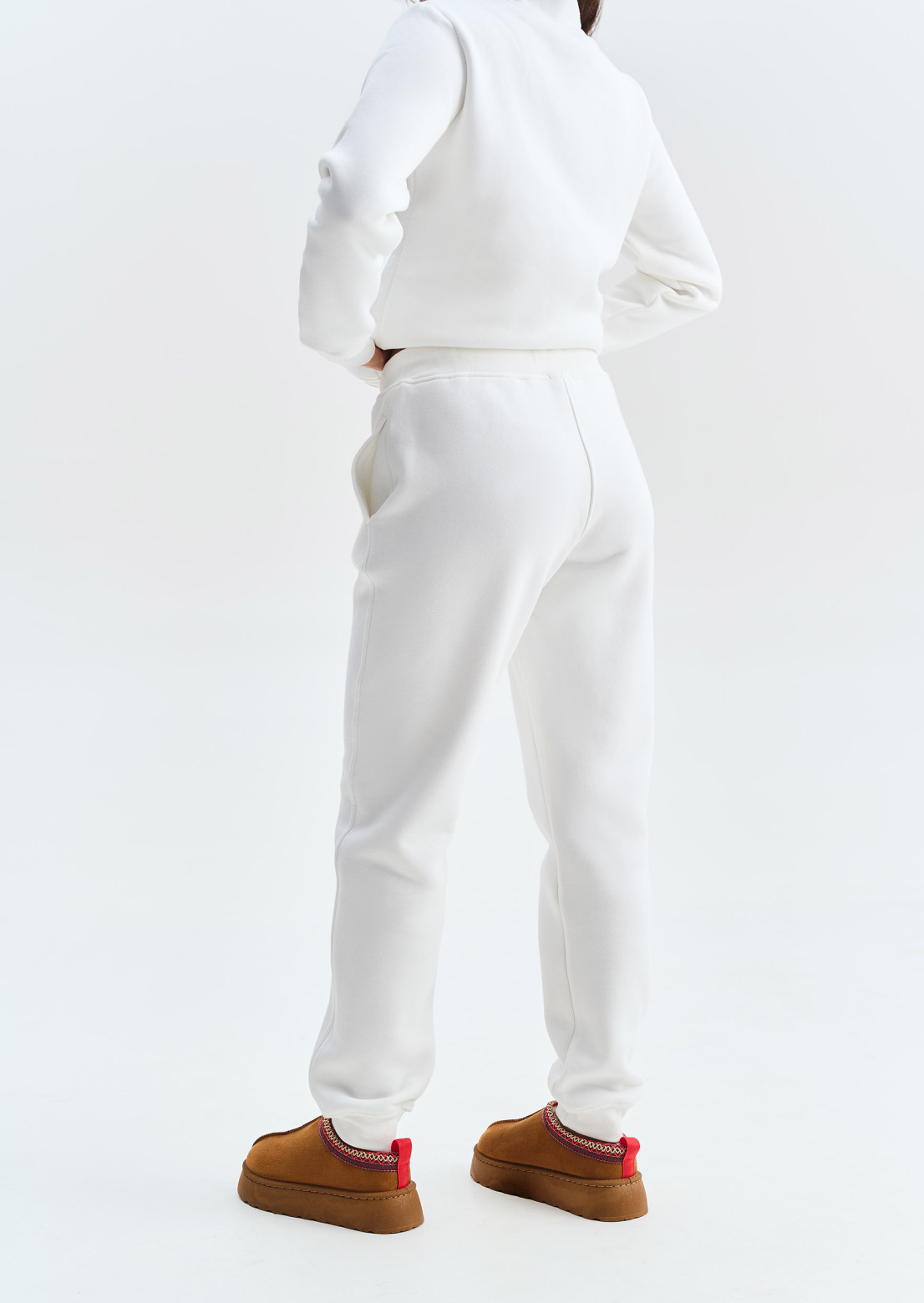 Штани тринитка утеплена basic жіночі зі шнурком молочні