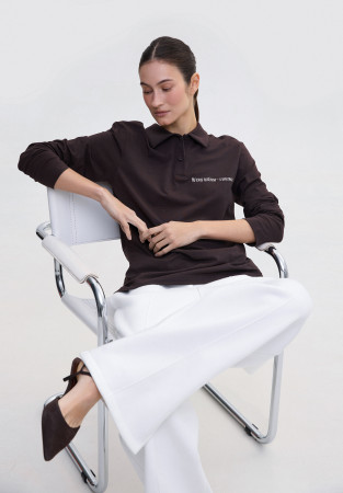 Chocolate longsleeve-polo "Не існує проблем - є виклики" CABANCHI x "Фонд Маша"  Chocolate longsleeve-polo "Не існує проблем - є виклики" CABANCHI x "Фонд Маша"