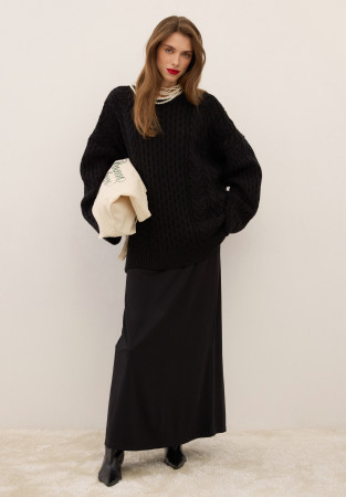 Black skirt made of viscose knitwear