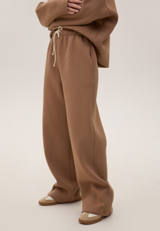 Штани oversize тринитка утеплена зі шнурком мокко