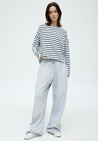 Grey melange oversize trousers made of dense three-thread Grey melange oversize trousers made of dense three-thread
