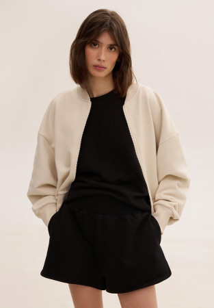 Black shorts made of dense three-thread