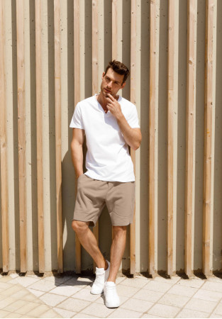 Beige color men's three-thread shorts Beige color men's three-thread shorts