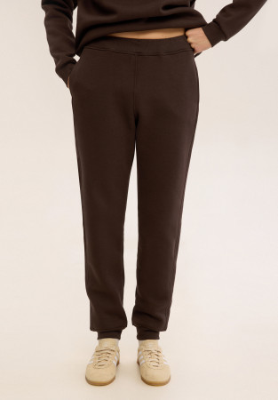 Chocolate torte (brown) color women basic three-thread insulated trousers Chocolate torte (brown) color women basic three-thread insulated trousers