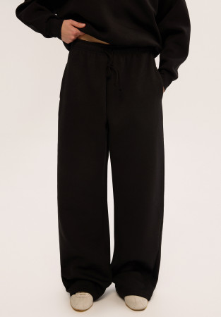 Штаны трёхнитка утепленная unisex "barrel leg" черные Штаны трёхнитка утепленная unisex "barrel leg" черные