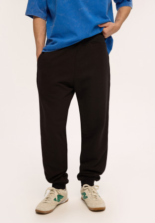 Black color men basic three-thread trousers with a lace Black color men basic three-thread trousers with a lace