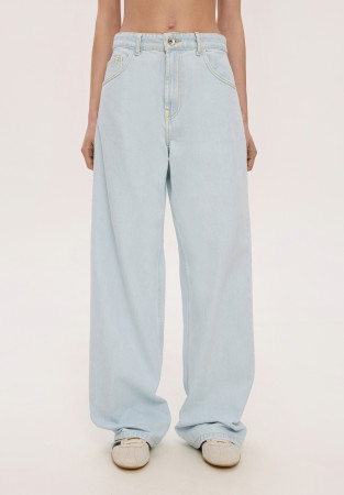 Blue color baggy jeans