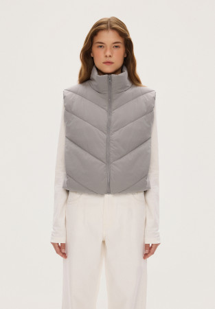 Light gray vest