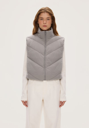 Light gray vest